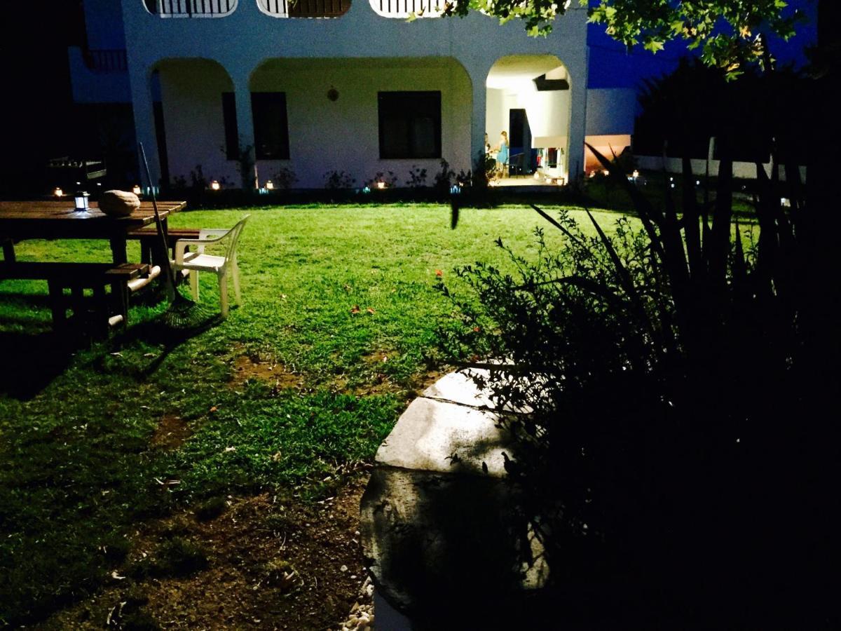 Simplicity At Iris Accommodation Psakoudia Dış mekan fotoğraf