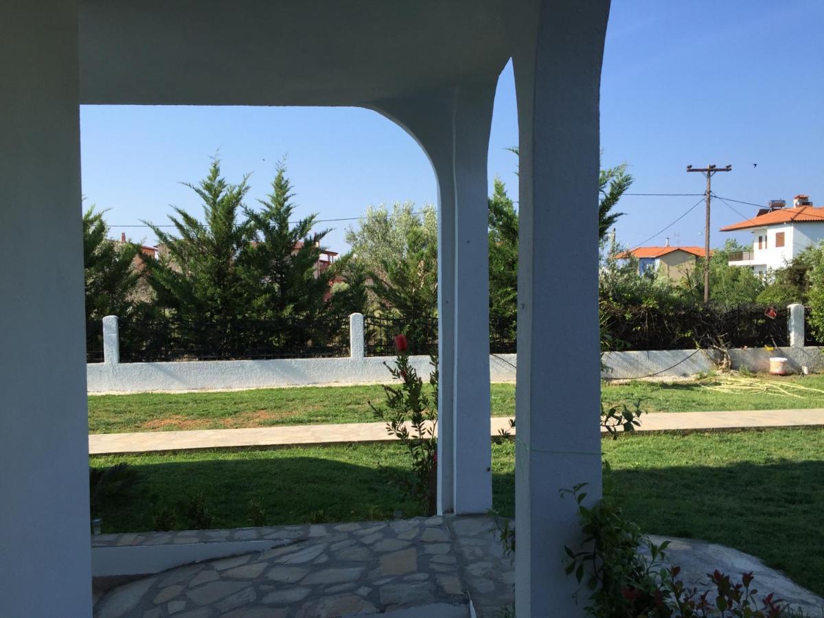 Simplicity At Iris Accommodation Psakoudia Dış mekan fotoğraf